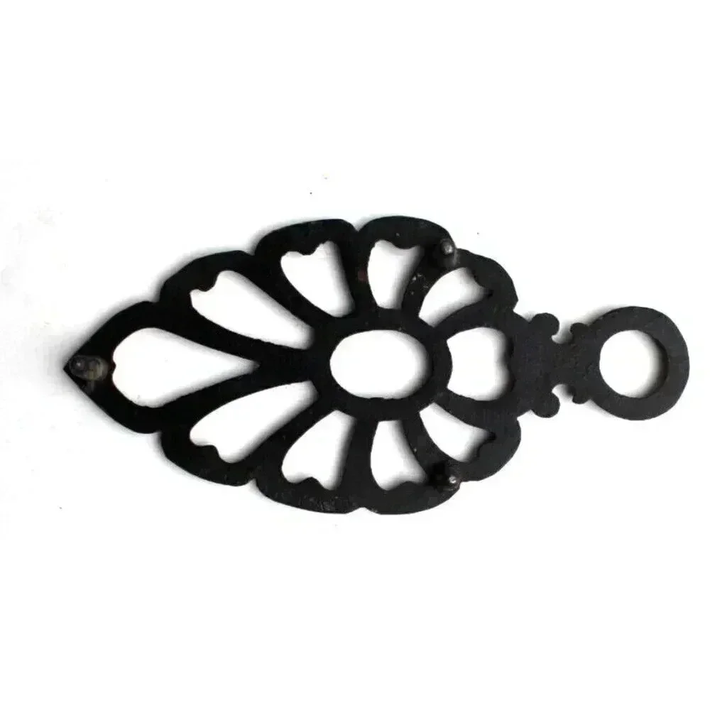 Vintage ORNATE Black Cast Iron Trivet Hot Plate Dew Drop Footed Japan